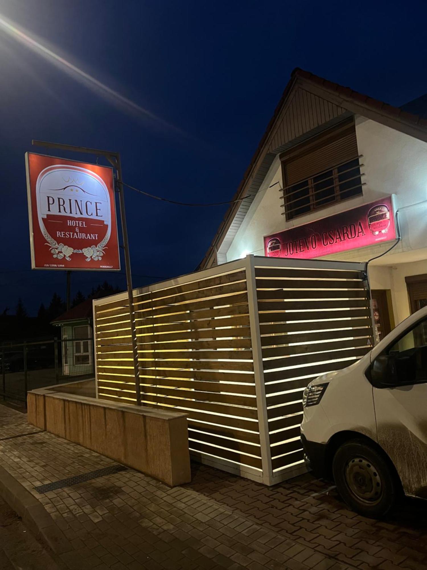 Prince Hotel Miercurea Ciuc Exteriör bild