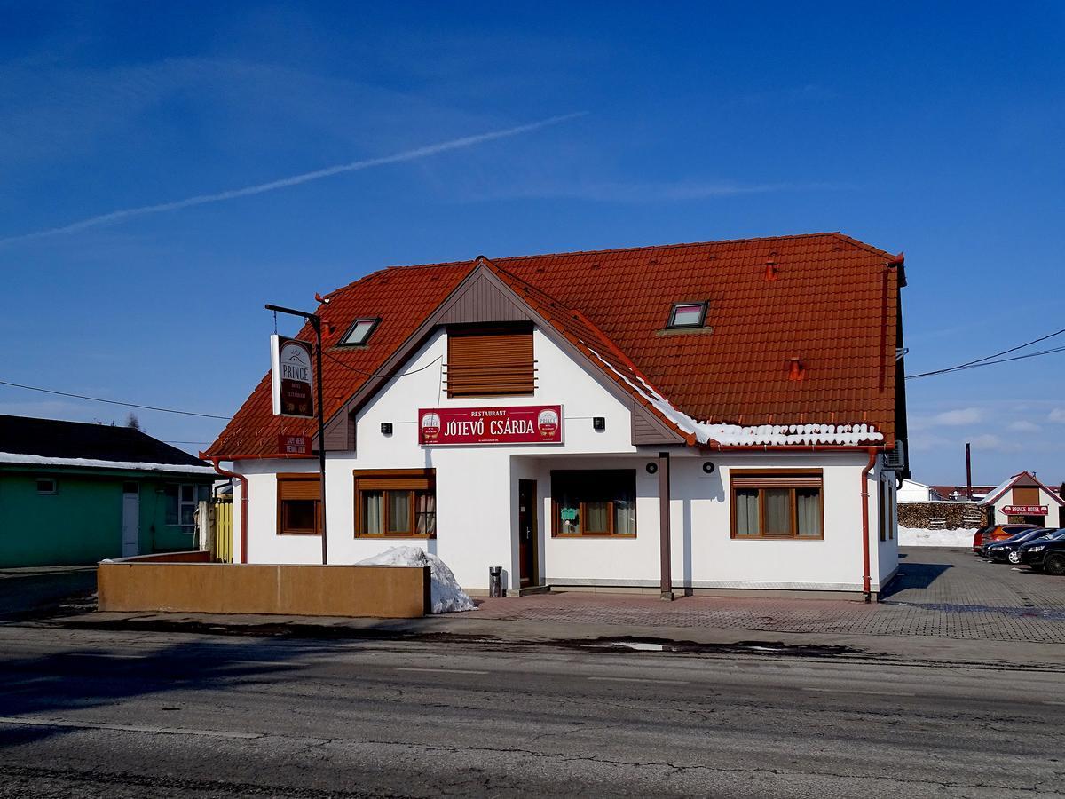 Prince Hotel Miercurea Ciuc Exteriör bild