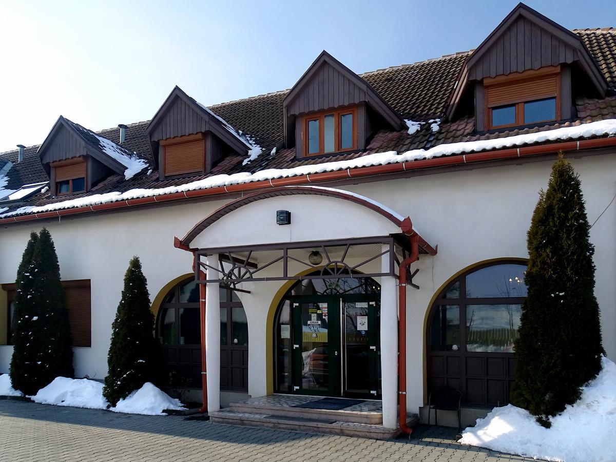 Prince Hotel Miercurea Ciuc Exteriör bild